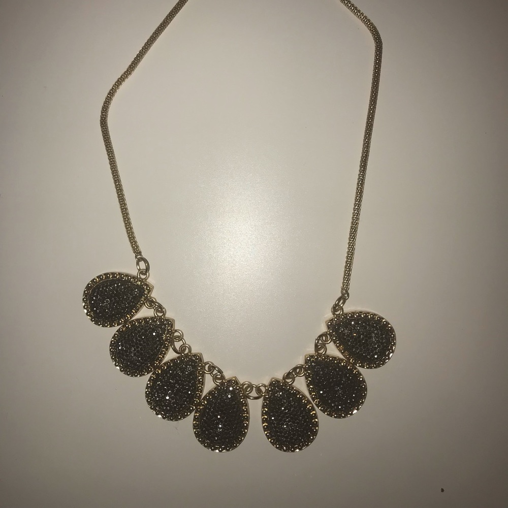 Piperlime statement necklace